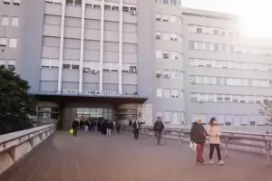 Fuga frustrada en el Hospital Central: un interno muri� al caer de un tercer piso