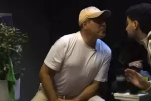 Mariano I�dica escupi� al youtuber Mat�as Bottero tras una inc�moda pregunta