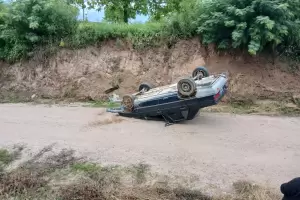 Vuelco en Ruta Provincial 144: un autom�vil cay� por un barranco en Bel�n