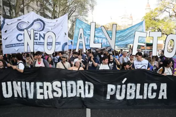 Universidades: el Gobierno acelera su propio proyecto para frenar el paro nacional