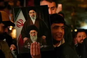 El nuevo l�der supremo de Ir�n tiene departamentos frente a la embajada de Israel en Londres