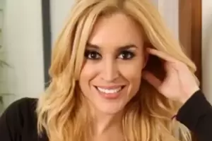 Pol�mica: un mail del Consulado argentino en Miami promocion� el show de F�tima Fl�rez