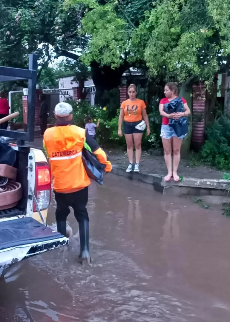 interior lluvias asistencia