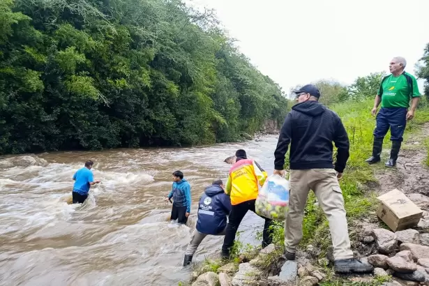Tormentas en el interior provincial: Seguridad despleg� un operativo de emergencia y asistencia