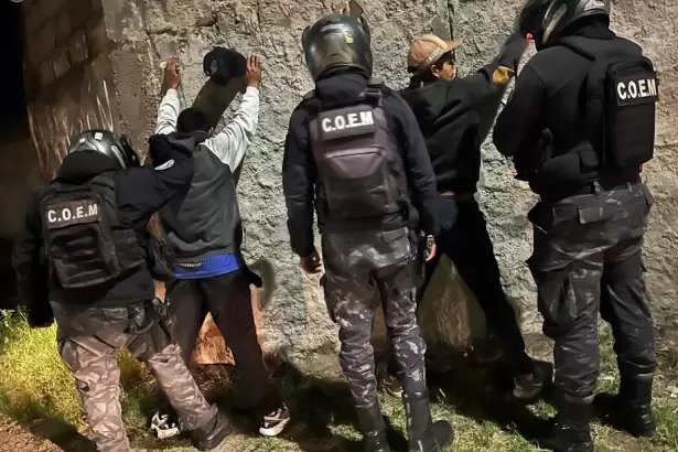 Amplio operativo en Catamarca: controles, detenciones y secuestro de motocicletas