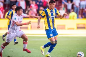 Argentinos Juniors y Rosario Central quedaron a mano en La Paternal