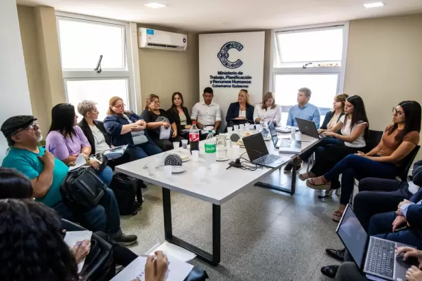 Conflicto docente en Catamarca: �Cu�nto ofert� el Gobierno a los gremios?