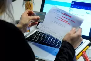 La mora en cr�ditos de hogares alcanza su nivel m�s alto en m�s de dos d�cadas y enciende alarmas en el sistema financiero