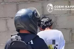 Detienen a un hombre que intent� atacar a un menor con un machete