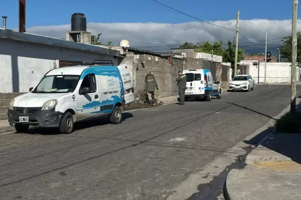 Robo masivo de llaves de paso en Acu�a Isi: m�s de 20 domicilios afectados