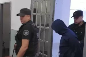 Los padres de la beb� abusada por sus padrinos cuestionan la liberaci�n de los acusados