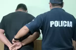 Un hombre fue arrestado en Catamarca tras agredir a un �rbitro en pleno partido