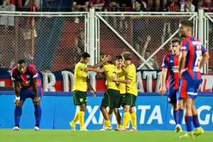 Defensa le dio una paliza a San Lorenzo que se fue abucheado del Nuevo Gas�metro