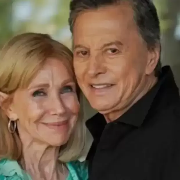 Palito Ortega de festejo: mir� la torta con la que celebr� sus 85 a�os