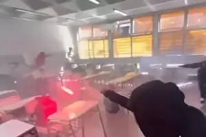 Expulsi�n definitiva por el incidente con bengalas en una escuela de Catamarca