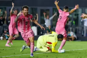 Messi agiganta su leyenda: alcanz� los 900 goles en su carrera profesional