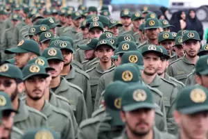 Ir�n amenaza con destruir infraestructuras energ�ticas de aliados de EE.UU.