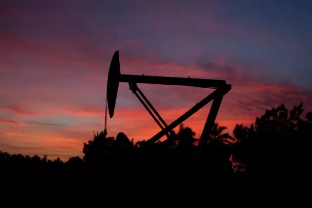 Medio Oriente: el petr�leo roza los US$115 y sube 25% el precio del gas natural