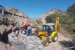 Vialidad Nacional reconstruye defensas clave en el departamento Bel�n