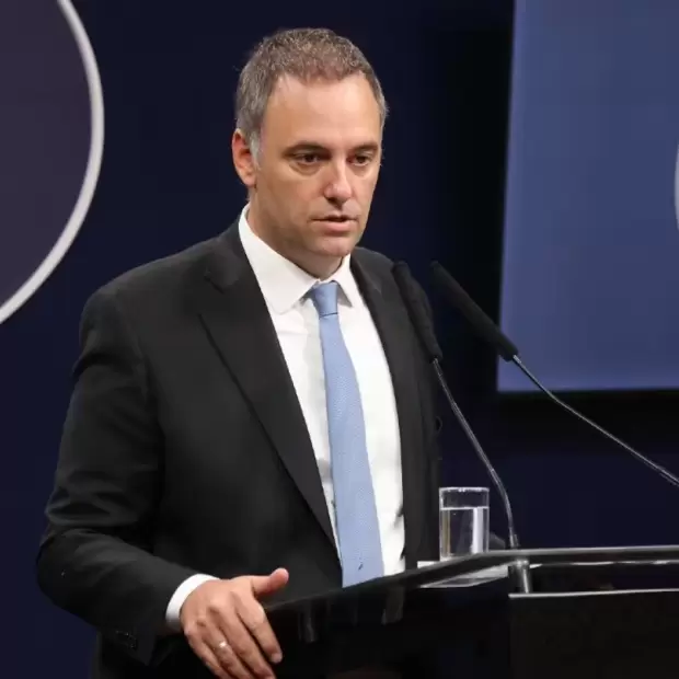 Adorni reactiva su agenda con ministros en medio de la pol�mica