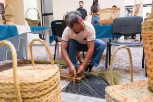 Se celebr� el D�a del Artesano en CATA con feria, talleres y demostraciones en vivo