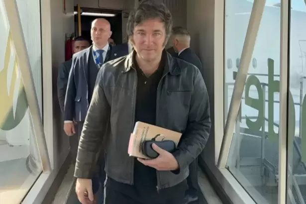 Traves�a presidencial: escala estrat�gica en Canarias y regreso a Buenos Aires tras la visita a Budapest