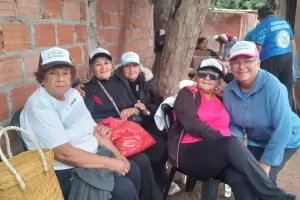 Catamarque�as alcanzan la final�sima nacional de tejo para adultos mayores