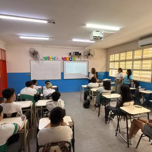 Estudiantes municipales se preparan para los desaf�os Cambridge 2026