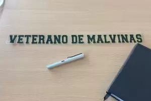 Una calcoman�a y tres bocinazos: la campa�a que busca reconocer a veteranos de Malvinas