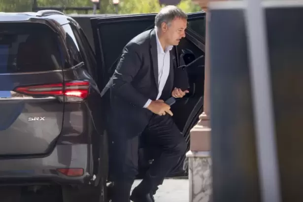 En medio del esc�ndalo de Adorni, extienden el plazo para las declaraciones juradas