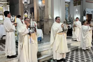 Misa Crismal: "Ponemos en las manos sacerdotales de Jesucristo nuestra fragilidad"