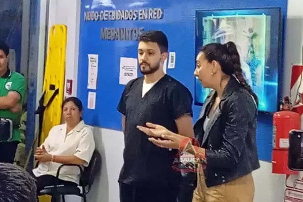 Gan� la gente de Medanitos: el Dr. Camacho seguir� atendiendo a la comunidad