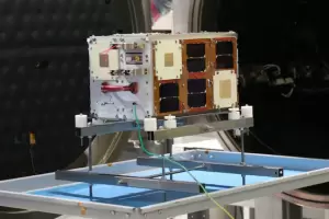 Hist�rico: Argentina recibi� las primeras se�ales del microsat�lite ATENEA