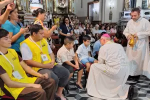 Misa de la Cena del Se�or: "La Eucarist�a es el centro de la vida cristiana"