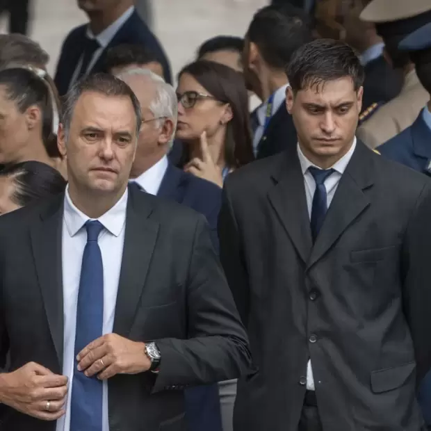 Semana clave en la causa contra Manuel Adorni: declaran las presuntas acreedoras de sus hipotecas