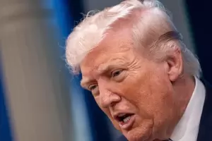 Trump endurece el ultim�tum a Ir�n y amenaza con "eliminar al pa�s en una noche"