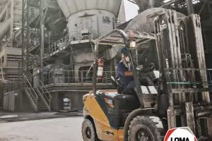 Compa�ia cementera inaugura una nueva etapa en su centenario