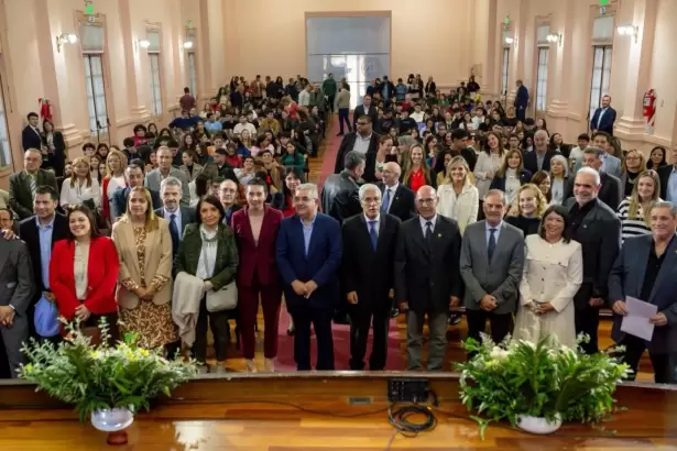 Un lanzamiento hist�rico para Catamarca: la UNCA inaugur� la carrera de Medicina