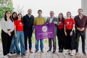 Jalil recibi� a estudiantes de Armenia, M�xico y Brasil de intercambio en Catamarca