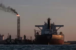 El petr�leo supera los US$110 por la tensi�n y el cruce de amenazas entre EE.UU. e Ir�n