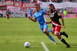 San Mart�n de Tucum�n elimin� por penales a Estudiantes de R�o Cuarto y ser� rival de Banfield