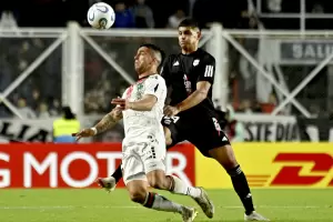 Deportivo Riestra empat� ante Palestino en su estreno internacional por la Copa Sudamericana