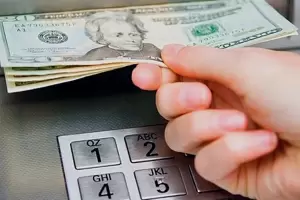 Menos cepo: cu�l es la restricci�n que elimin� el Gobierno para usar la tarjeta de cr�dito en el exterior