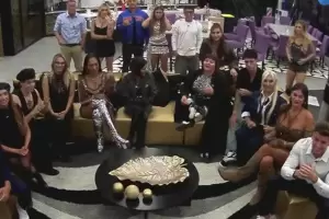 Revuelo en Gran Hermano: entra un participante mexicano y Solange deja la casa