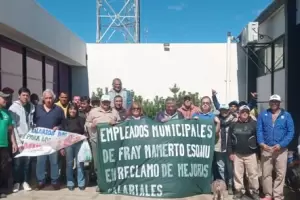 Acuerdo salarial en F.M.E: ATE cerr� un incremento del 15% para los municipales