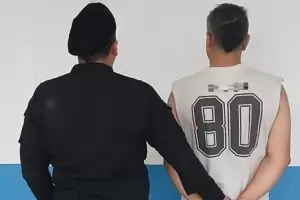 Catamarca: rob� dinero del interior de una camioneta estacionada y termin� preso