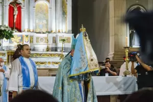 Comienza el Septenario con la Bajada de la Virgen del Valle