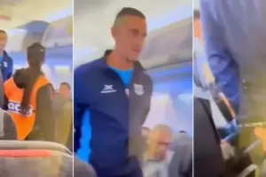 VIDEO: un futbolista catamarque�o grit� "bomba" en el avi�n y lo detuvieron delante de todos