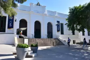 La UNCA se suma a "La Universidad no se apaga" en defensa de la educaci�n p�blica