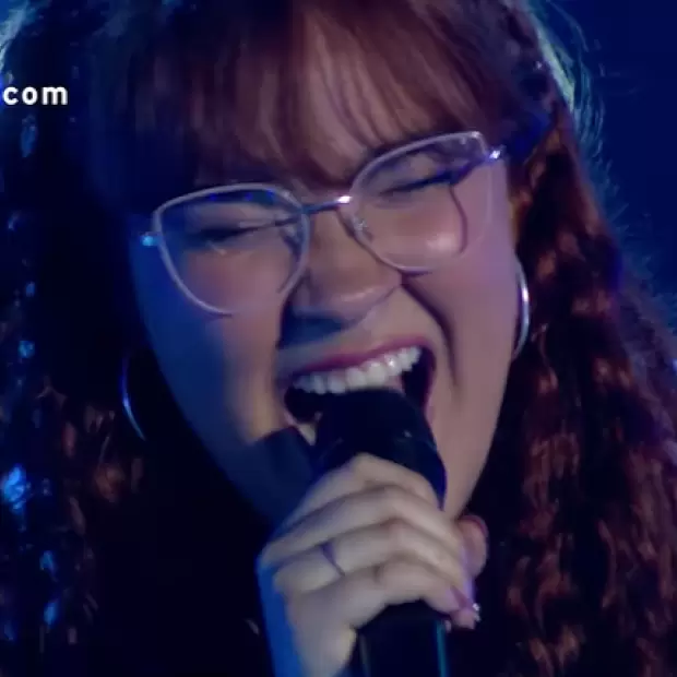 Roc�o Orellana lo hizo de nuevo: deslumbr� en "Es mi Sue�o" y dej� al jurado sin palabras